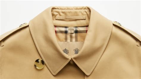 burberry versitaire collective|burberry vestiaire collective.